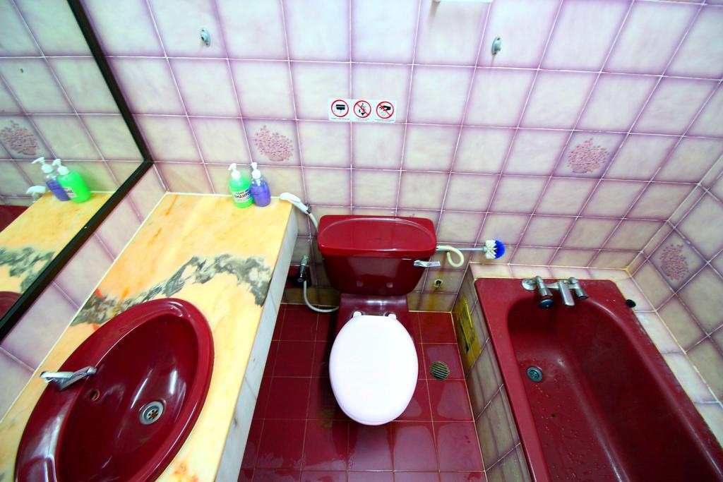 Come Inn Greenvilla كُوالا تيرينغانو المظهر الخارجي الصورة